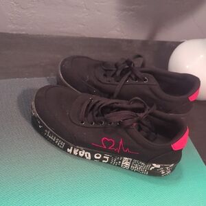 Black and Pink Women's Sneakers